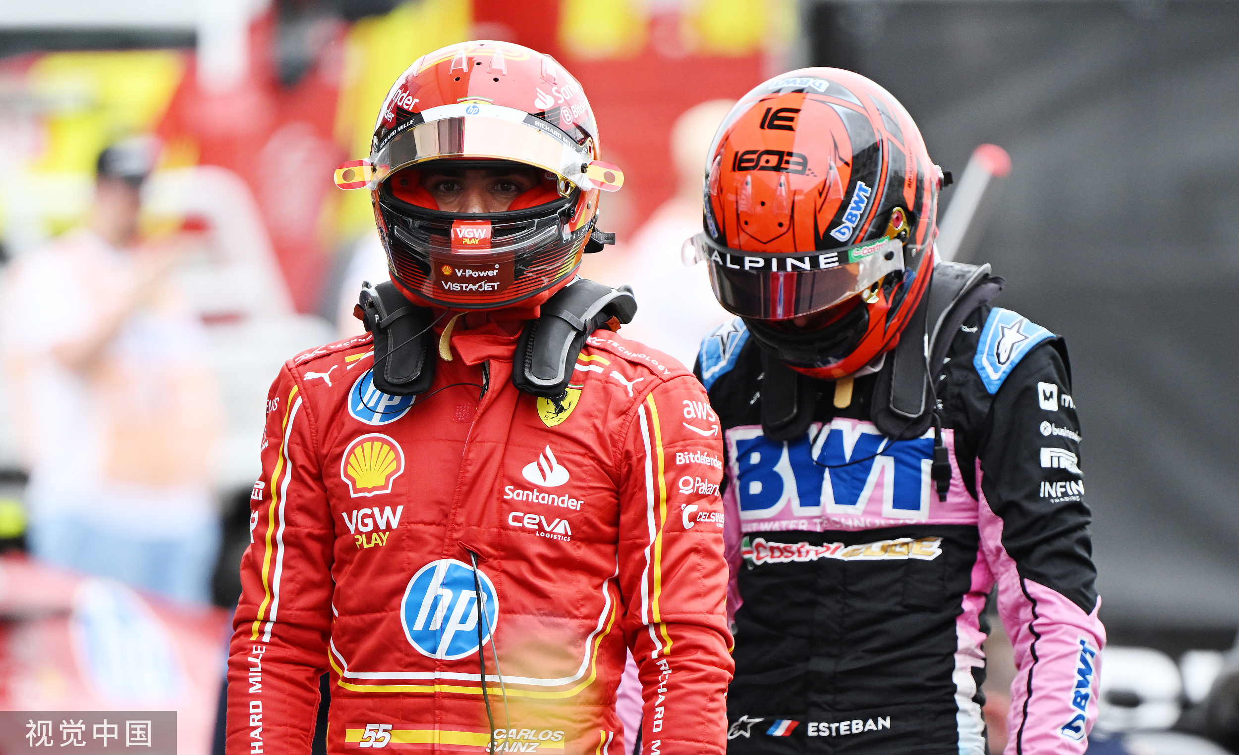 哈斯车队完胜索伯车队，塞恩斯点燃赛场