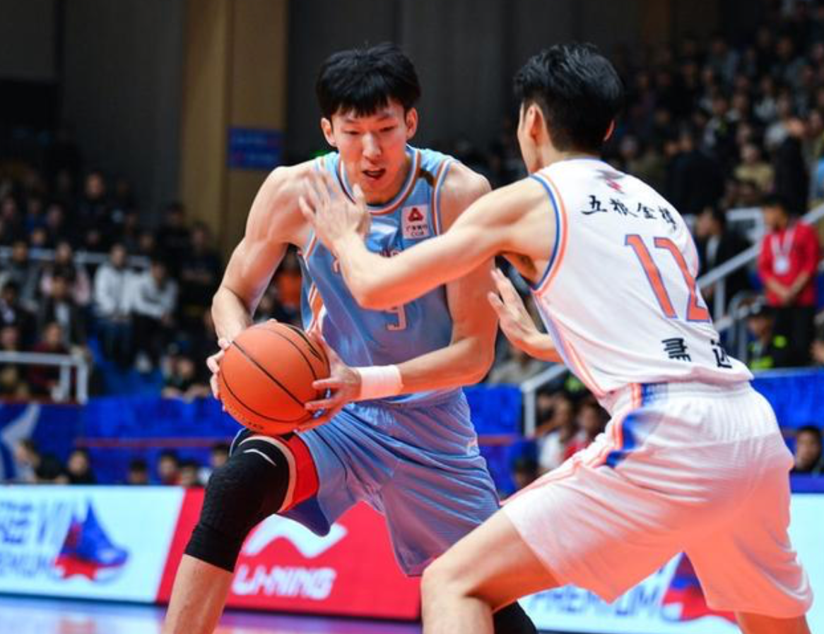 鹈鹕完胜太阳，周琦扛起全队