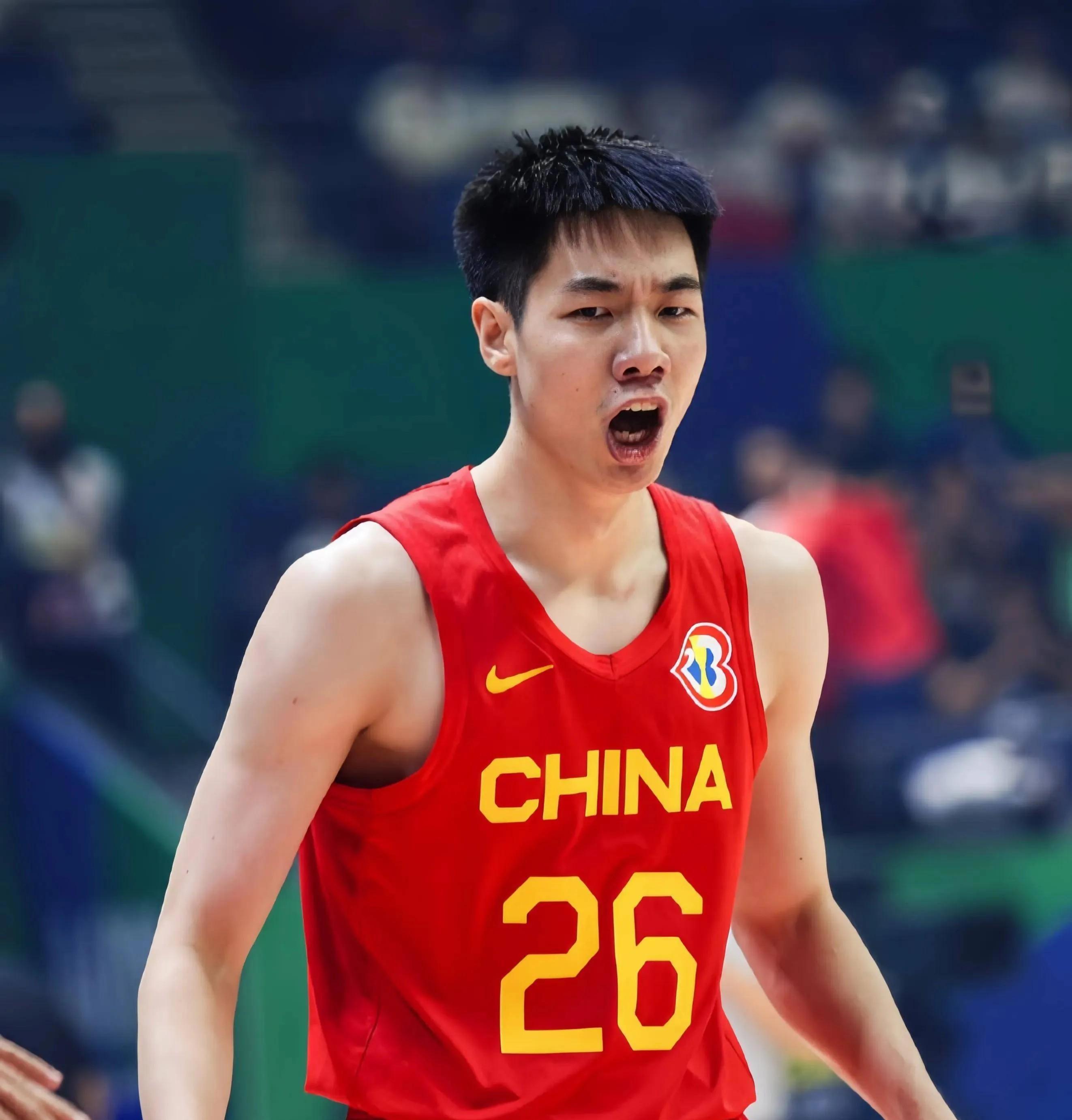 印度羽毛球队险胜韩国羽毛球队，陶菲克关键制胜