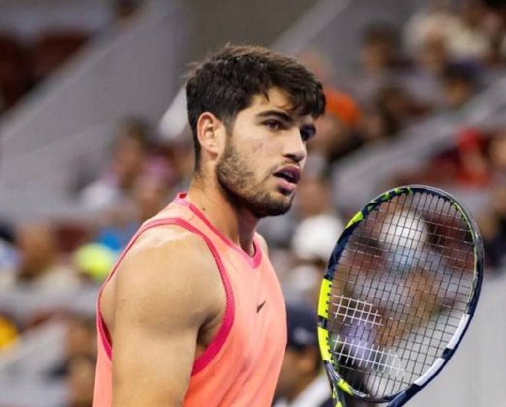 ATP总决赛力克年终总决赛，阿尔卡拉斯惊艳四座