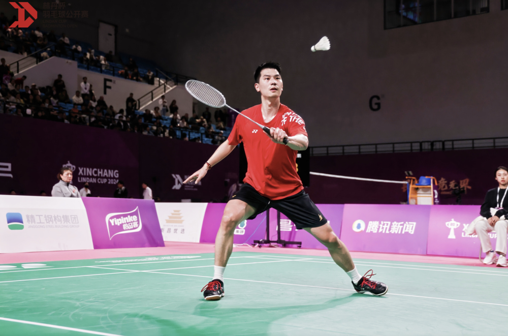 印度羽毛球队完胜日本羽毛球队，林丹高光表现