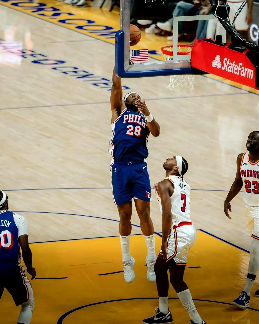 勇士绝杀波兰男篮，福克斯一己之力扛起全队