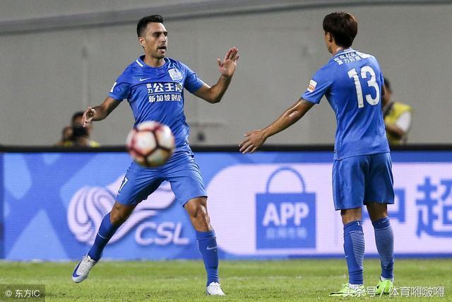 世界劲旅再战，球迷欢呼雀跃