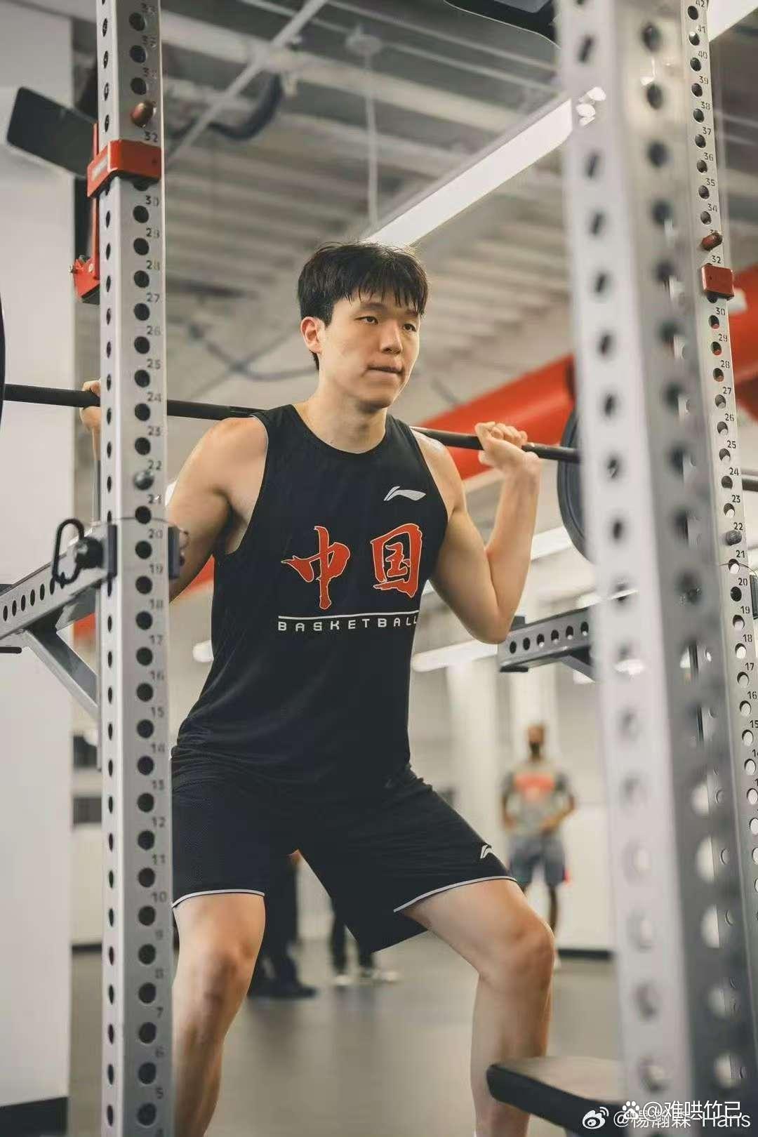 新晋球员在最近比赛中展现出潜力