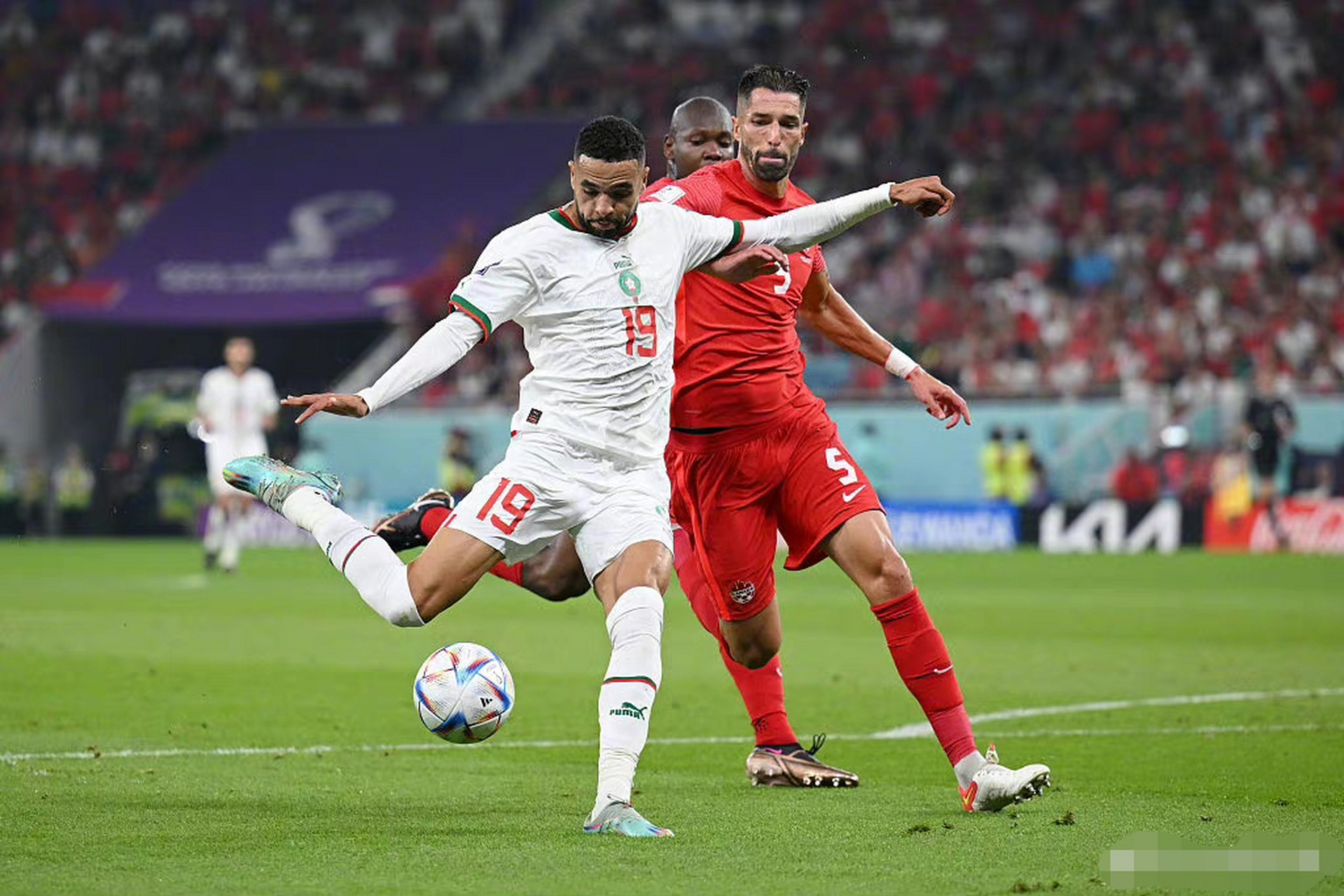 哥伦比亚险胜摩洛哥，蒂亚戈刷新纪录