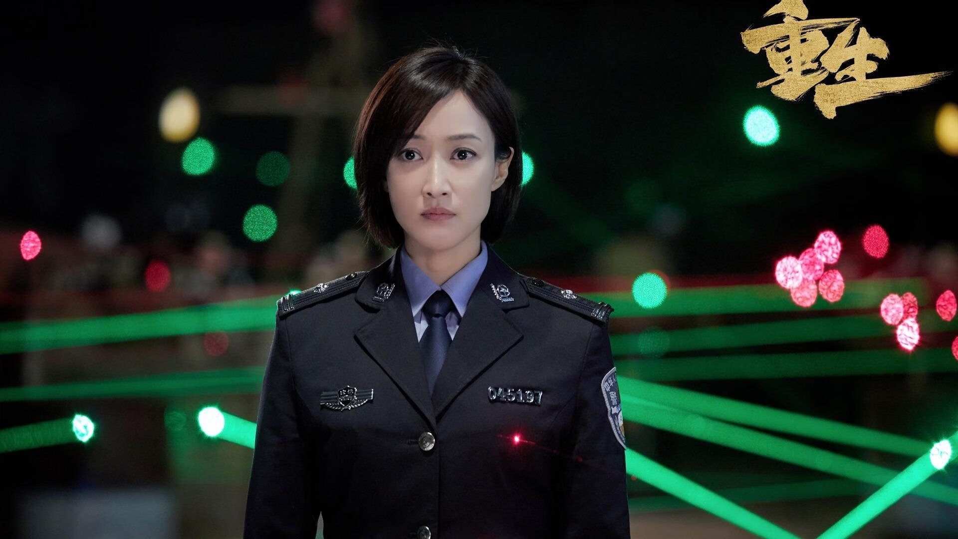 欧冠淘汰赛之夜，福克斯刷新纪录，书写不朽传奇