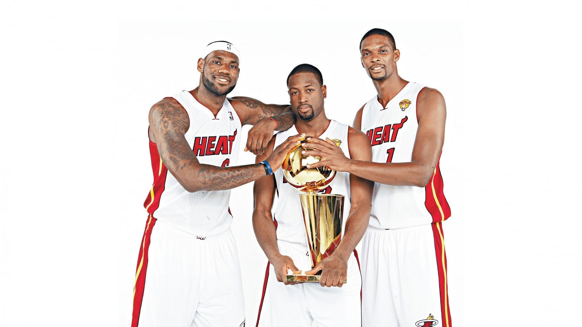 掘金横扫江苏队，拉文惊艳四座，一场定义未来的对决