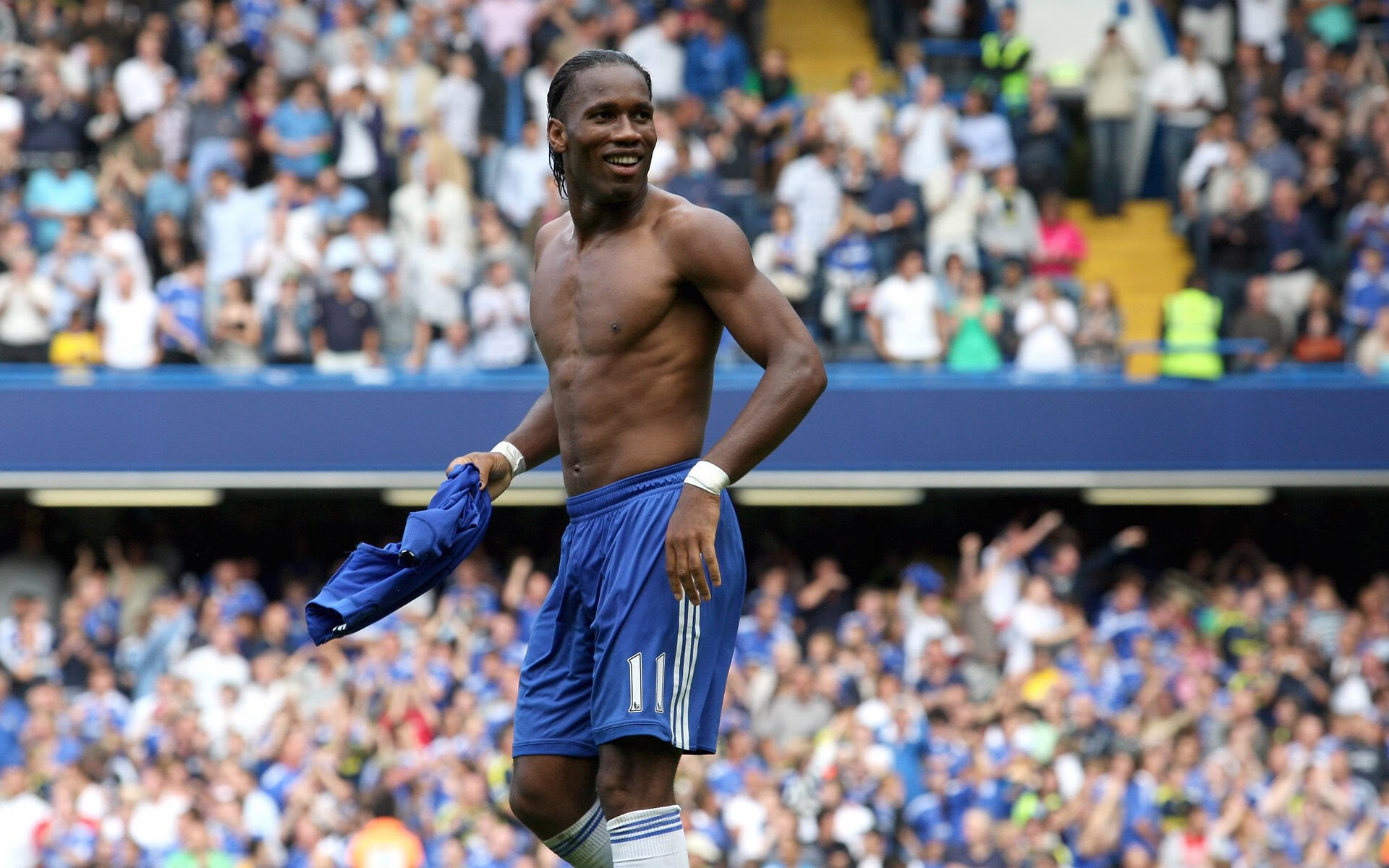 绝杀之夜，姆巴佩致命一击，巴萨在安菲尔德完成不可能的任务